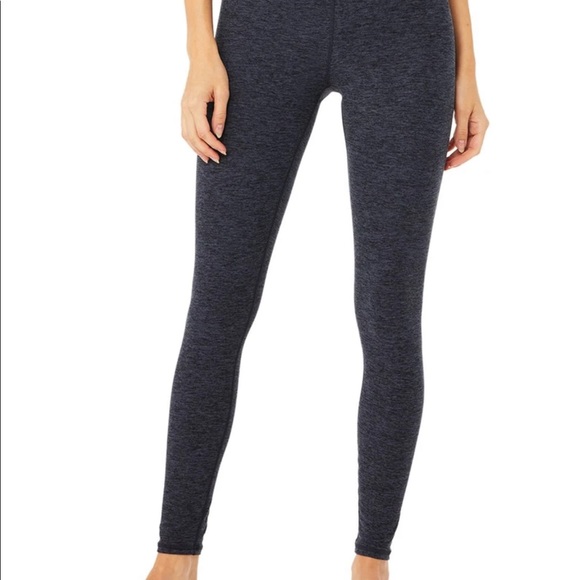 High-Waist Alosoft Flow Legging - Picture 3 of 3